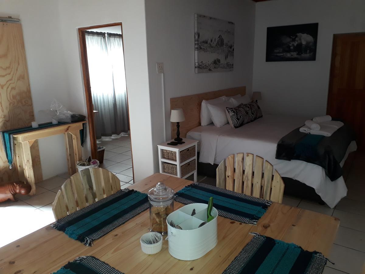 Apartemen 30 m² dengan 1 kamar tidur dan 1 kamar mandi pribadi di Teluk air biru Port Elizabeth Bagian luar foto