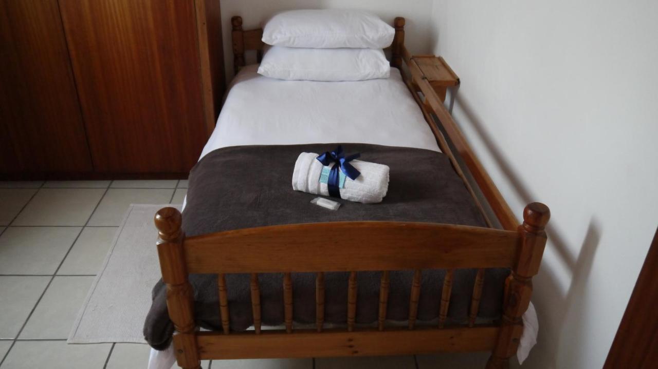 Apartemen 30 m² dengan 1 kamar tidur dan 1 kamar mandi pribadi di Teluk air biru Port Elizabeth Bagian luar foto
