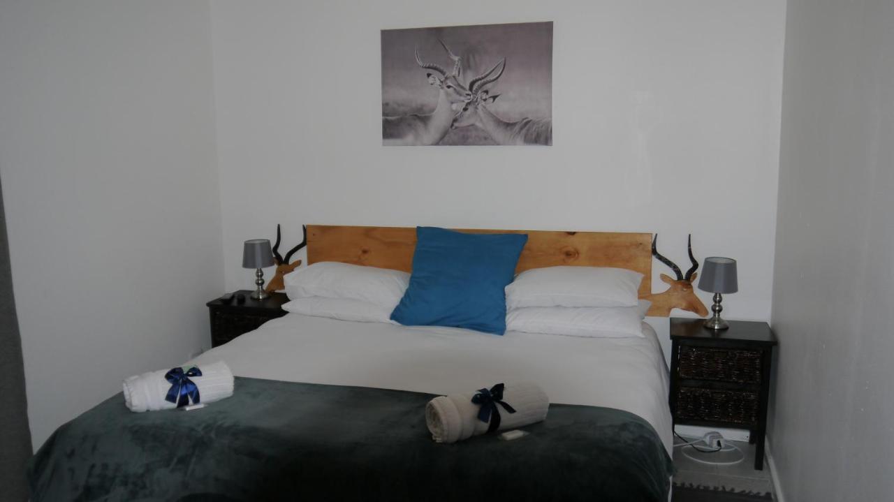 Apartemen 30 m² dengan 1 kamar tidur dan 1 kamar mandi pribadi di Teluk air biru Port Elizabeth Bagian luar foto