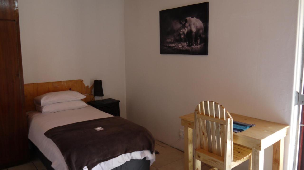 Apartemen 30 m² dengan 1 kamar tidur dan 1 kamar mandi pribadi di Teluk air biru Port Elizabeth Bagian luar foto